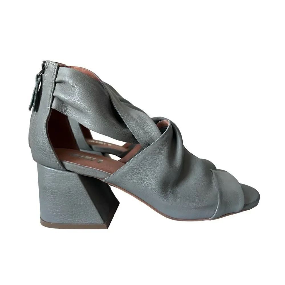 ANTHROPOLOGIE SILENT D GREY LEATHER HEELS SIZE 9